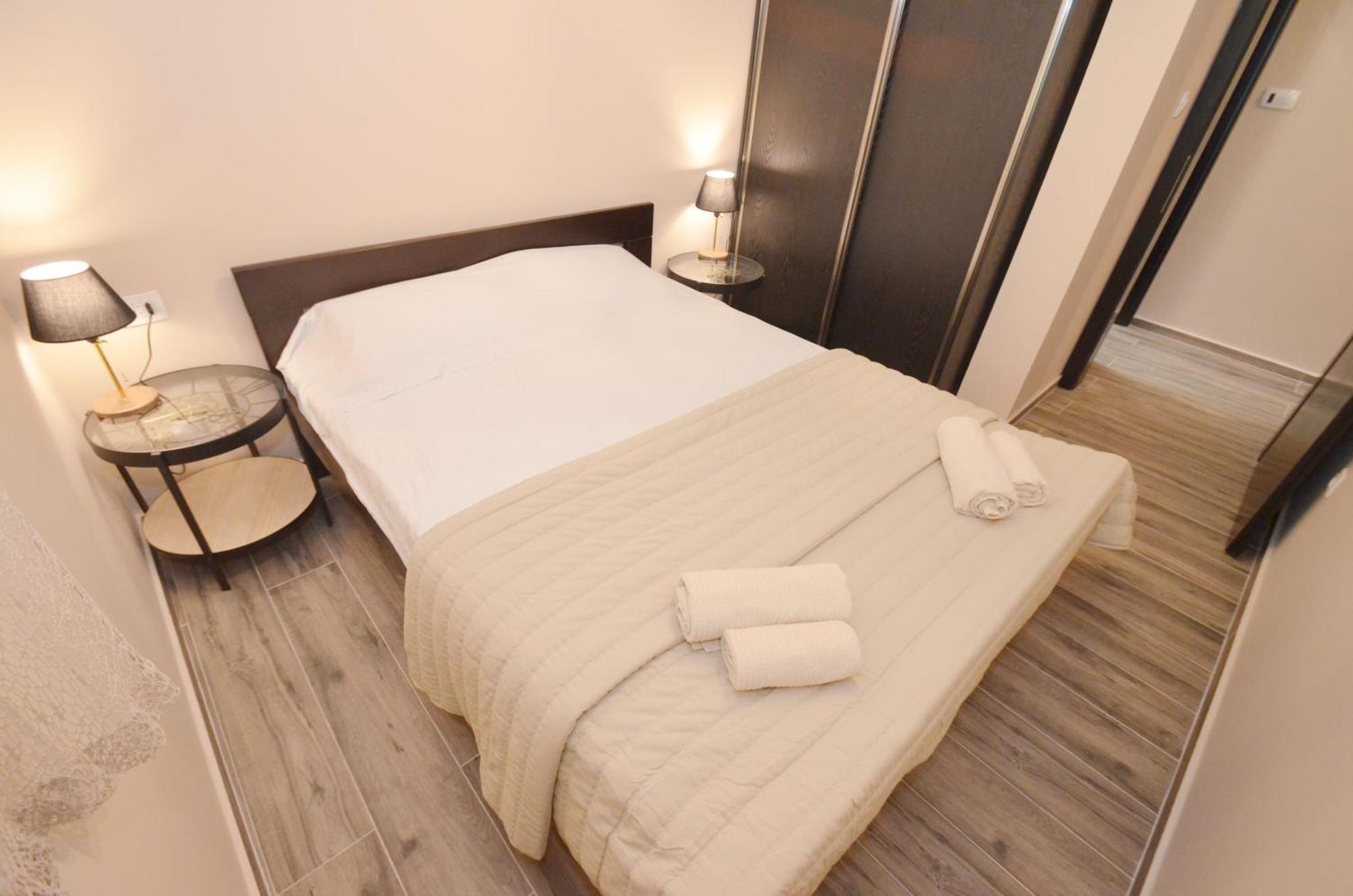 Apartments Orizzonte With Beautiful View Of The Bay Cattaro Esterno foto