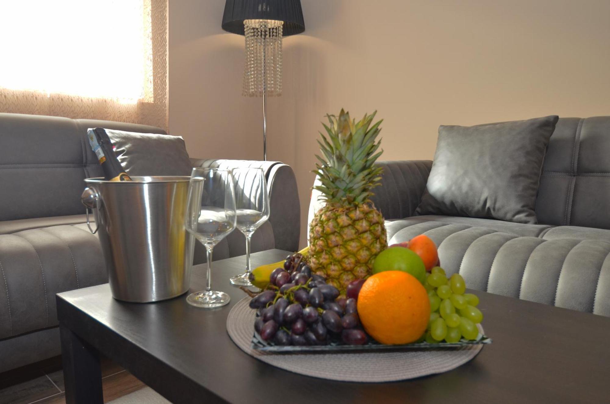 Apartments Orizzonte With Beautiful View Of The Bay Cattaro Esterno foto