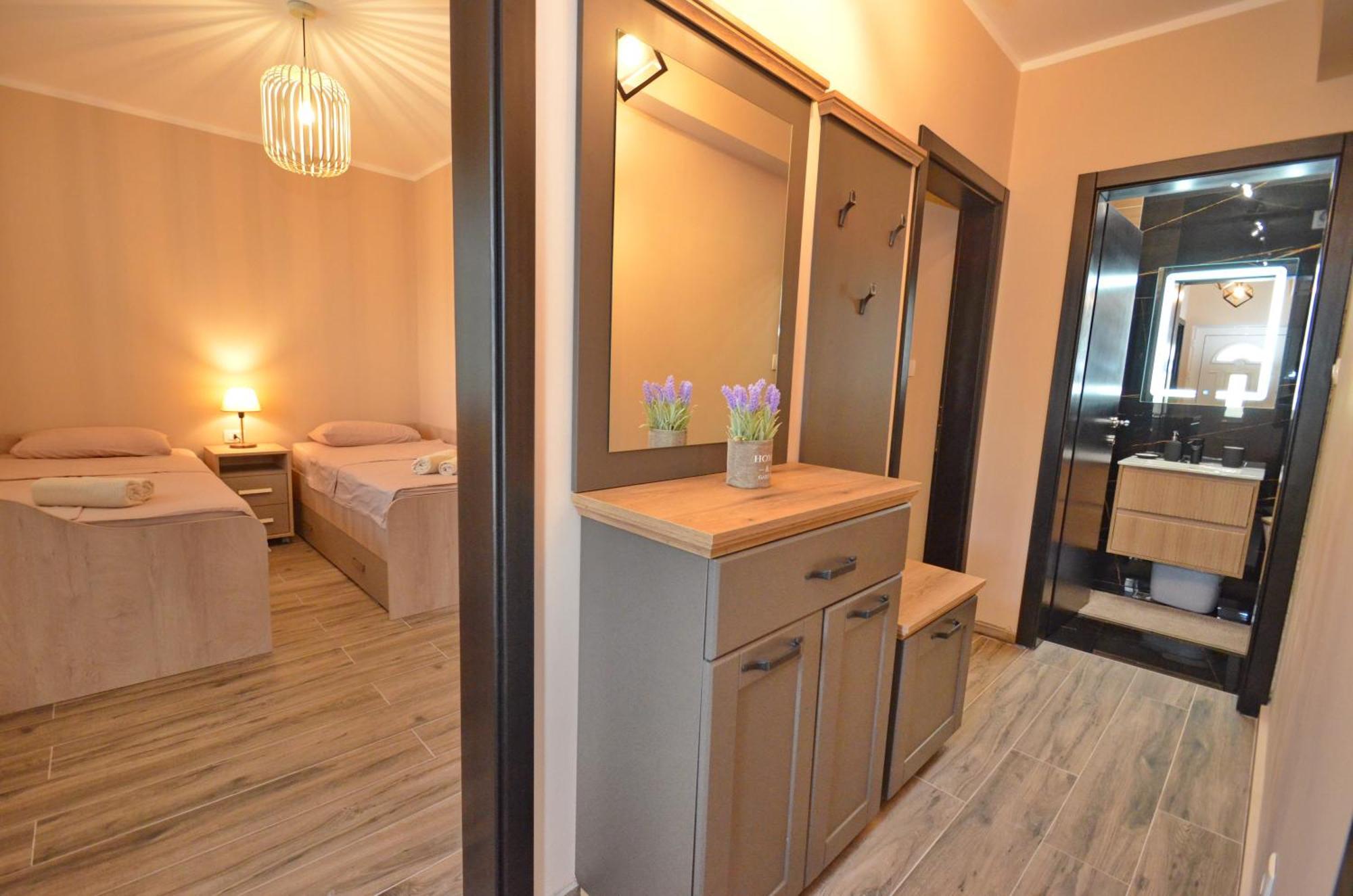 Apartments Orizzonte With Beautiful View Of The Bay Cattaro Esterno foto