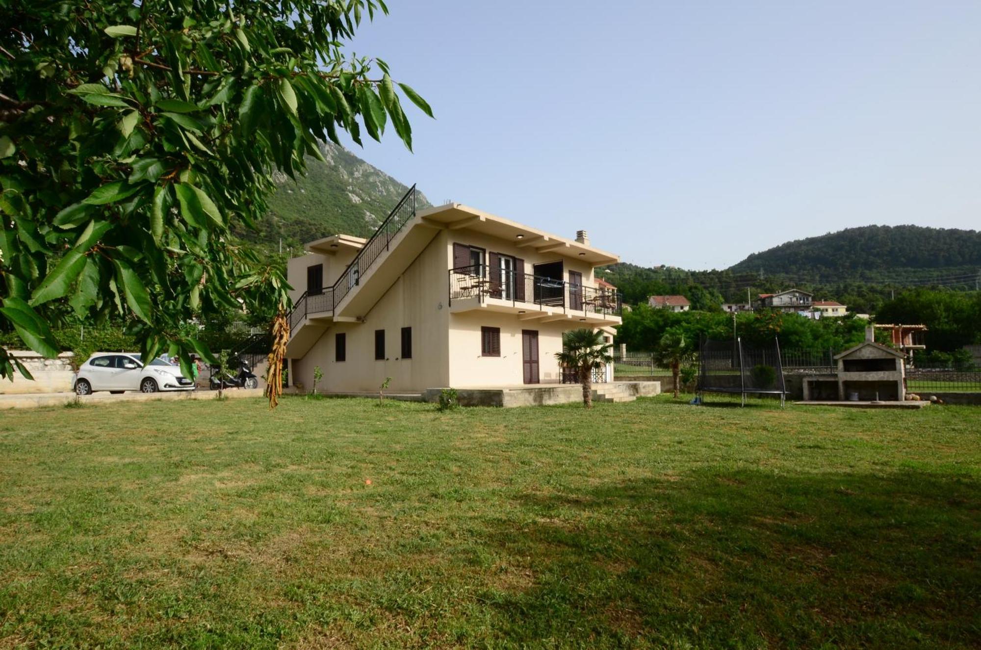 Apartments Orizzonte With Beautiful View Of The Bay Cattaro Esterno foto