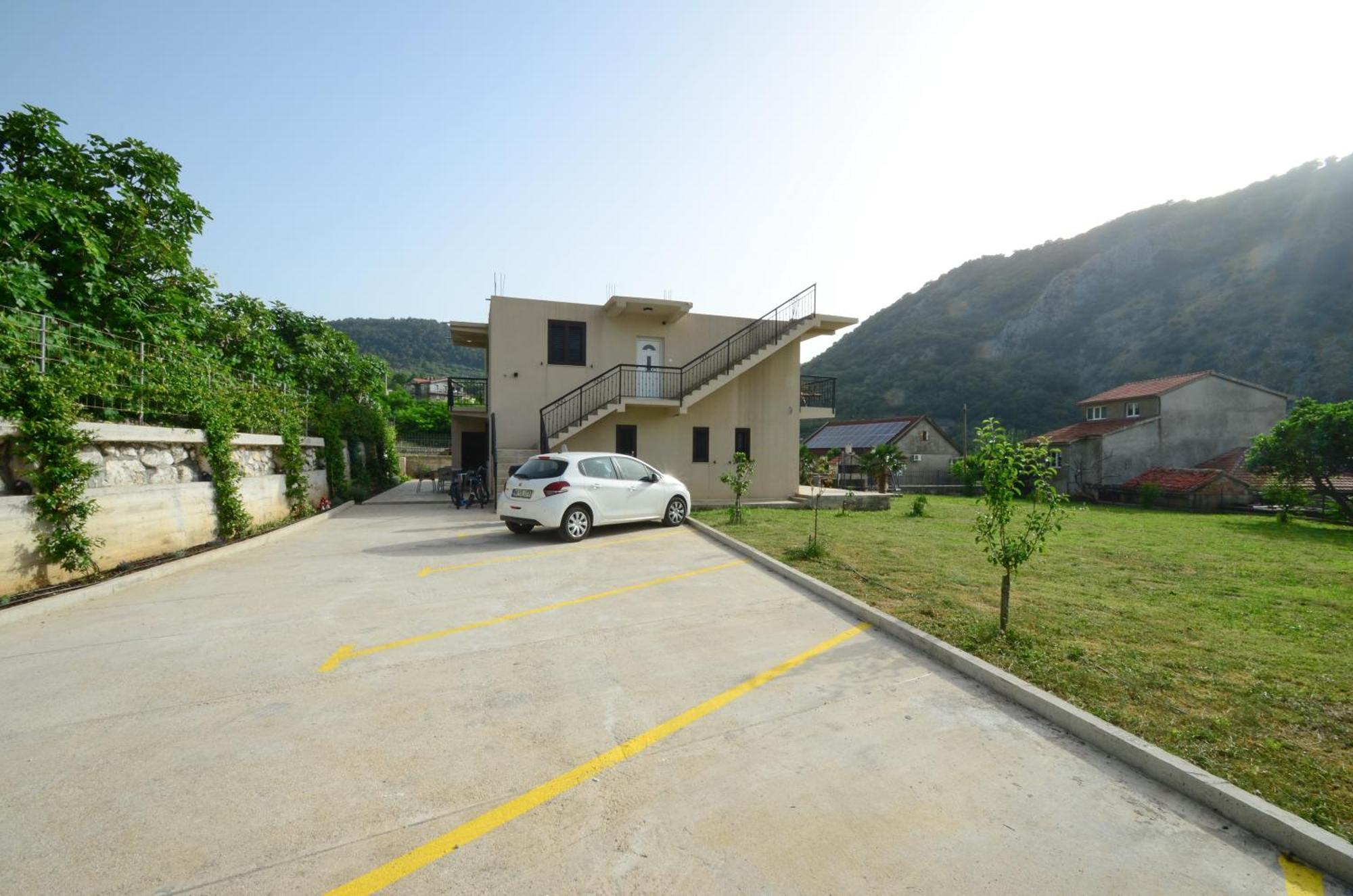 Apartments Orizzonte With Beautiful View Of The Bay Cattaro Esterno foto
