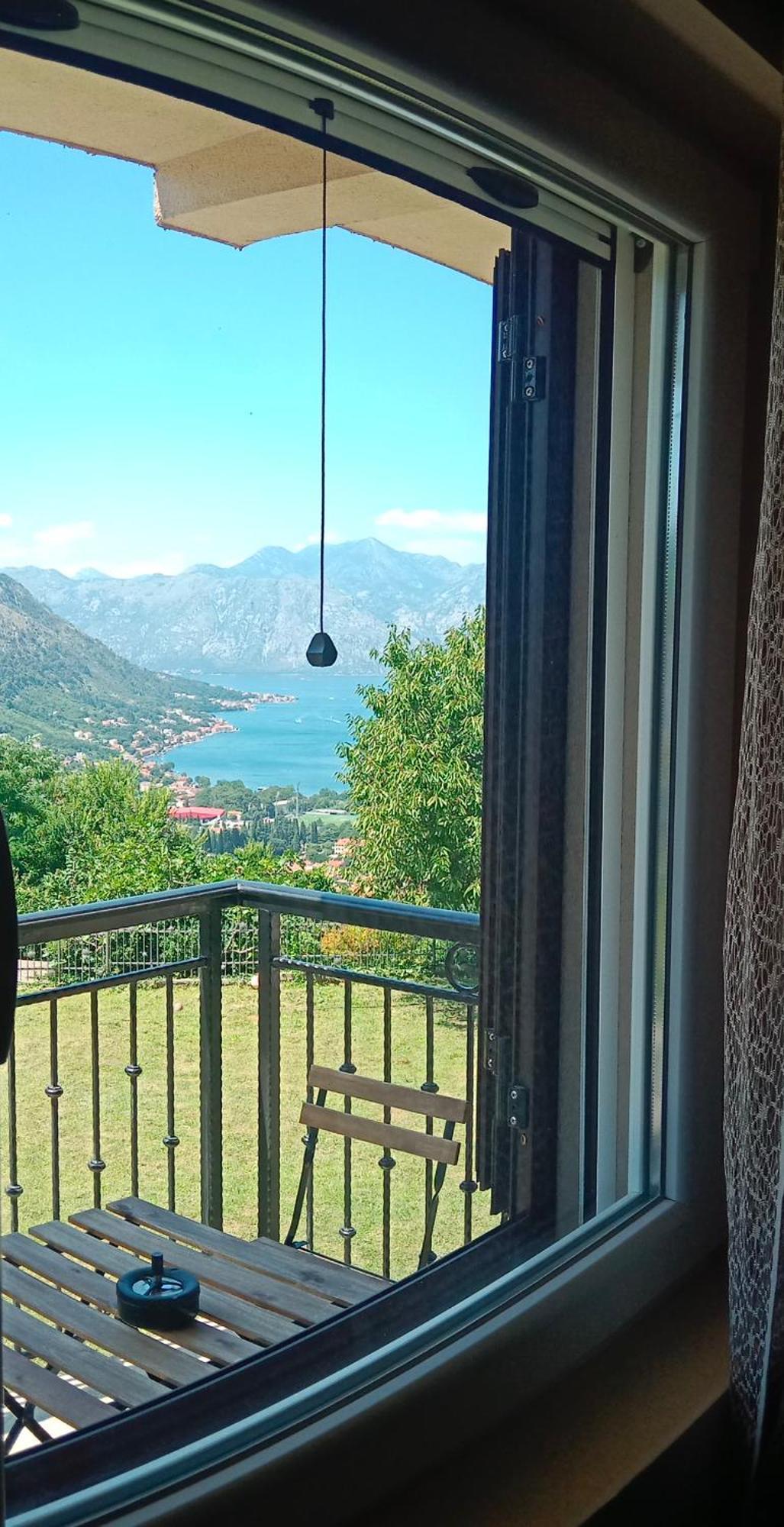 Apartments Orizzonte With Beautiful View Of The Bay Cattaro Esterno foto
